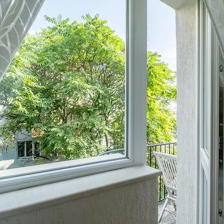 Apartment #maison㊶ - A Vibrant, Urban